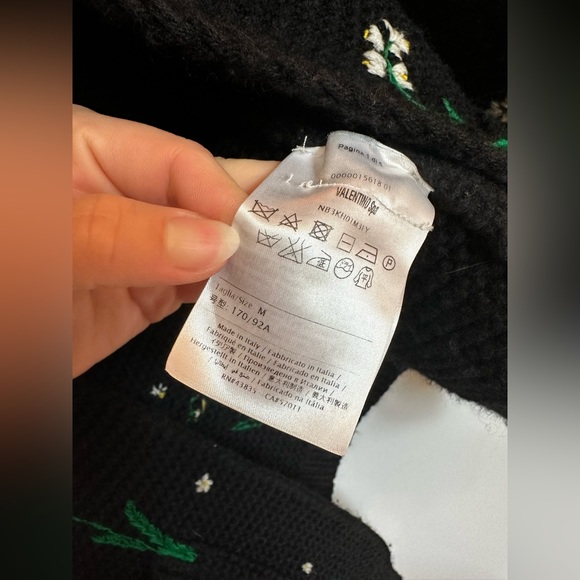 VALENTINO - LILY OF THE VALLEY HAND-EMBROIDERED VIRGIN WOOL CARDIGAN IN EERO M - Picture 6 of 9